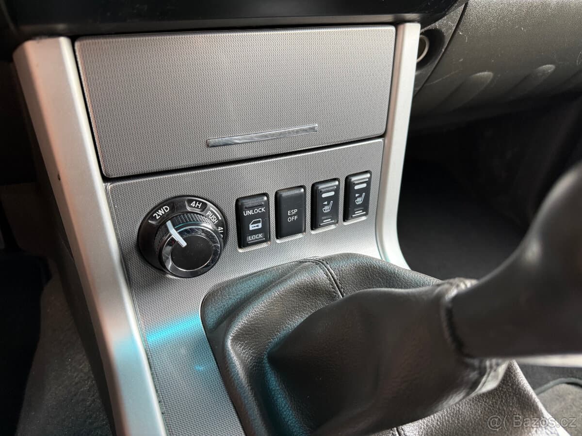 2013 Nissan NAVARA - 14