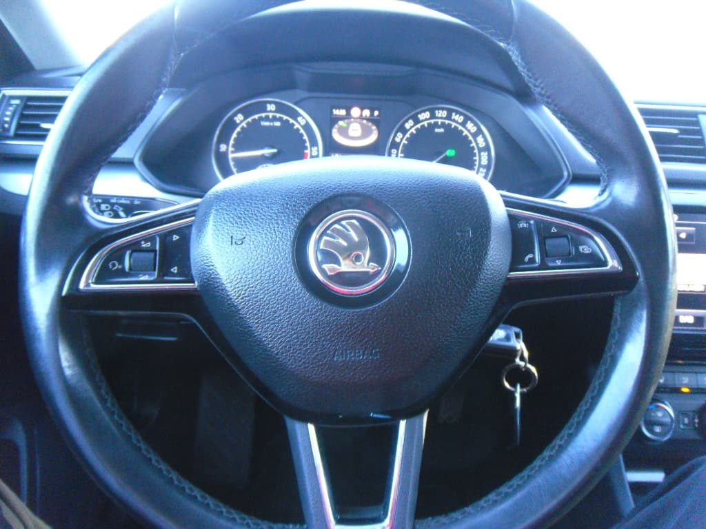 2018 Škoda SUPERB - 14
