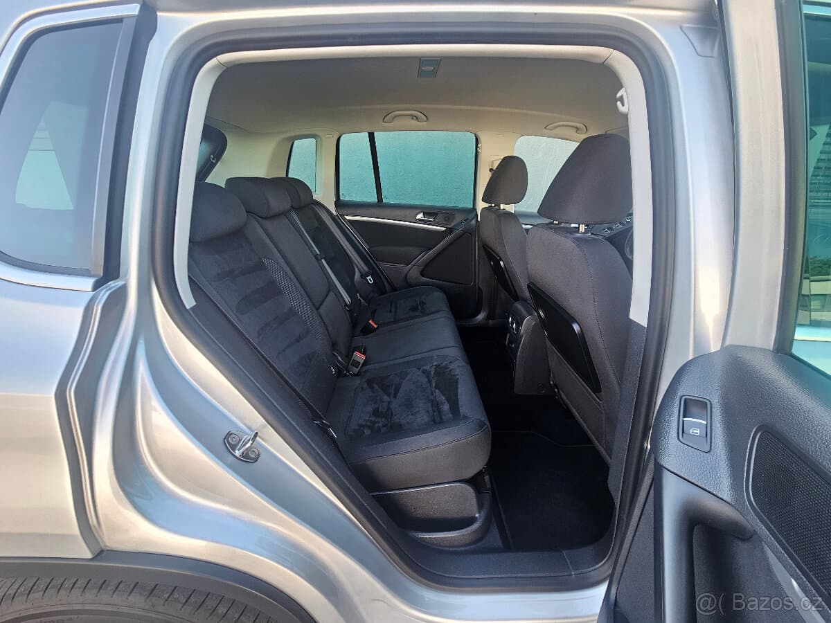 2012 Volkswagen TIGUAN - 14