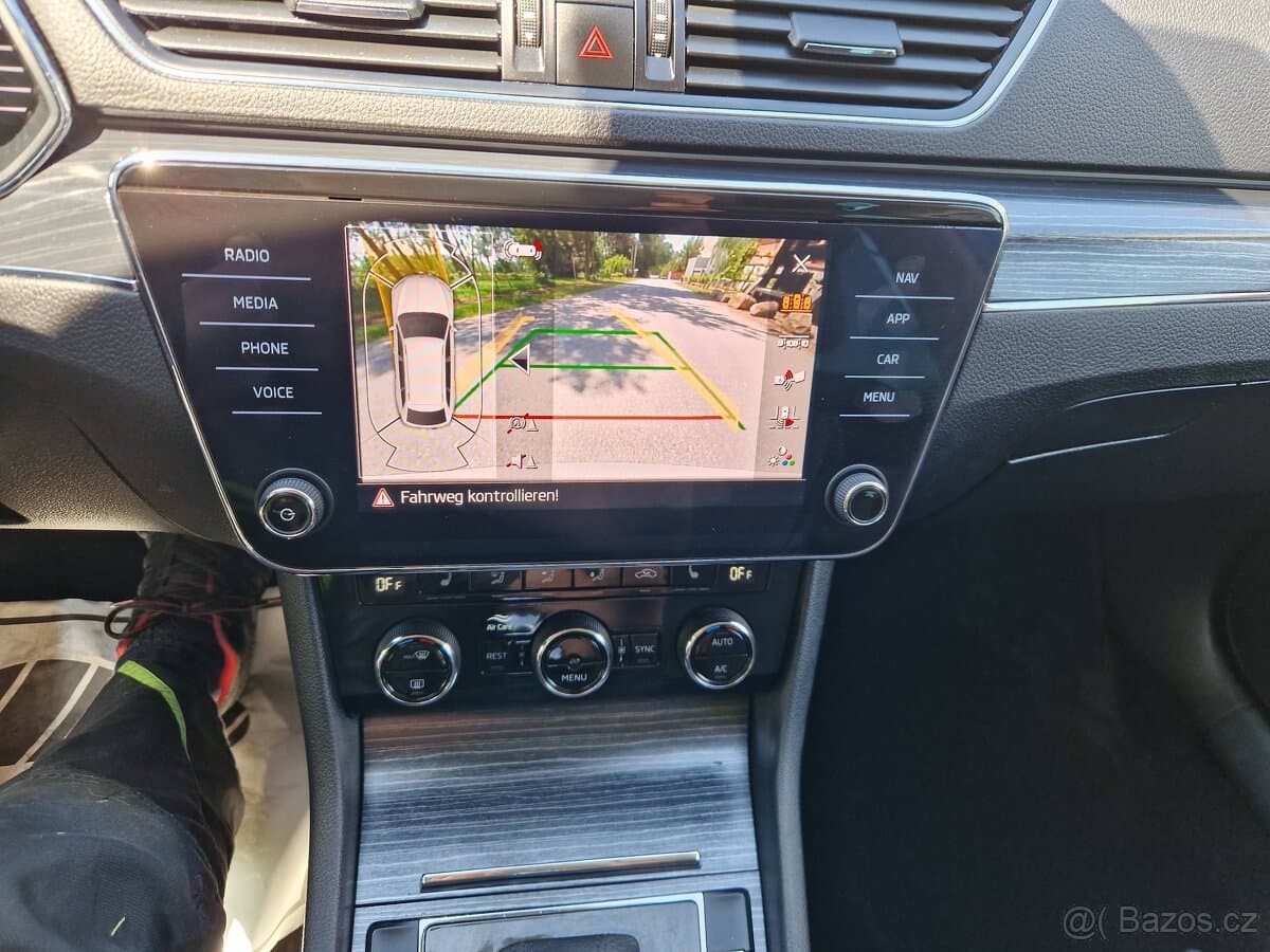 2023 Škoda SUPERB - 14