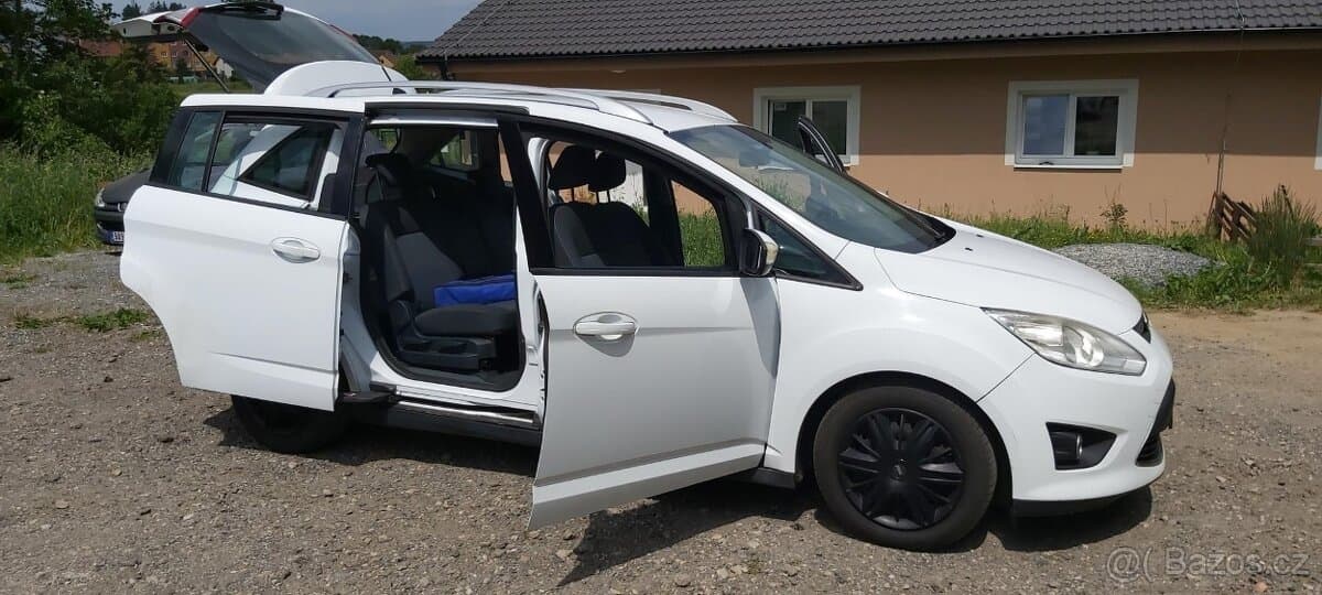 2011 Ford C-MAX - 14