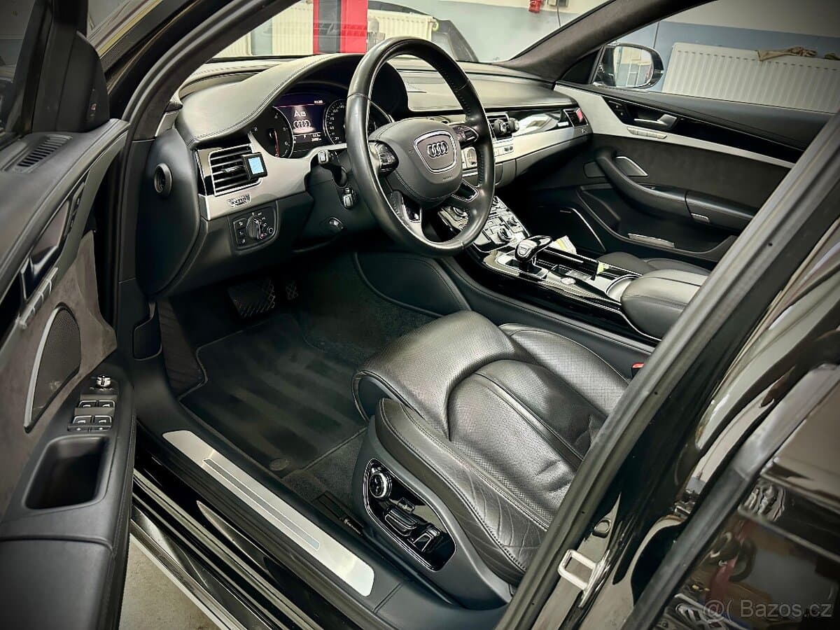 2012 Audi A8 - 14