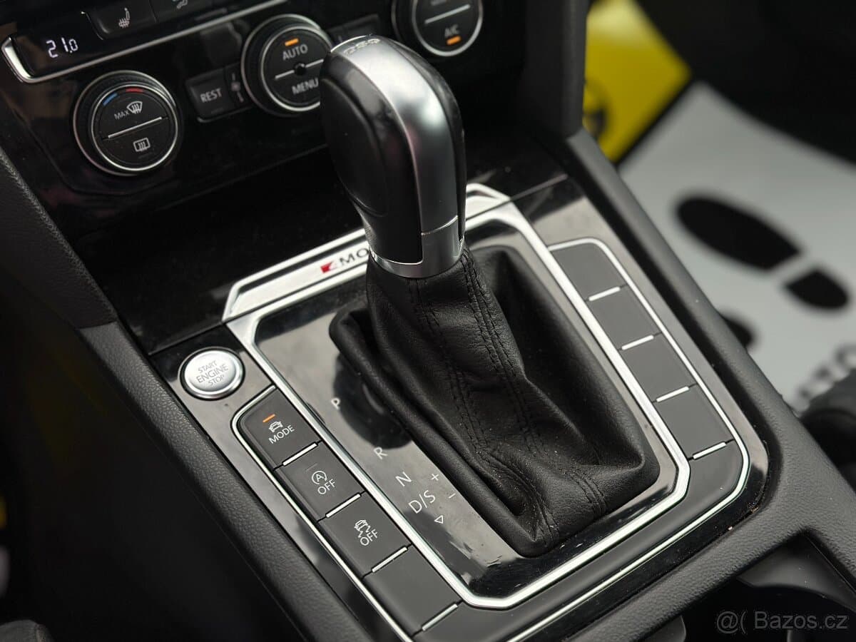 2015 Volkswagen PASSAT - 14