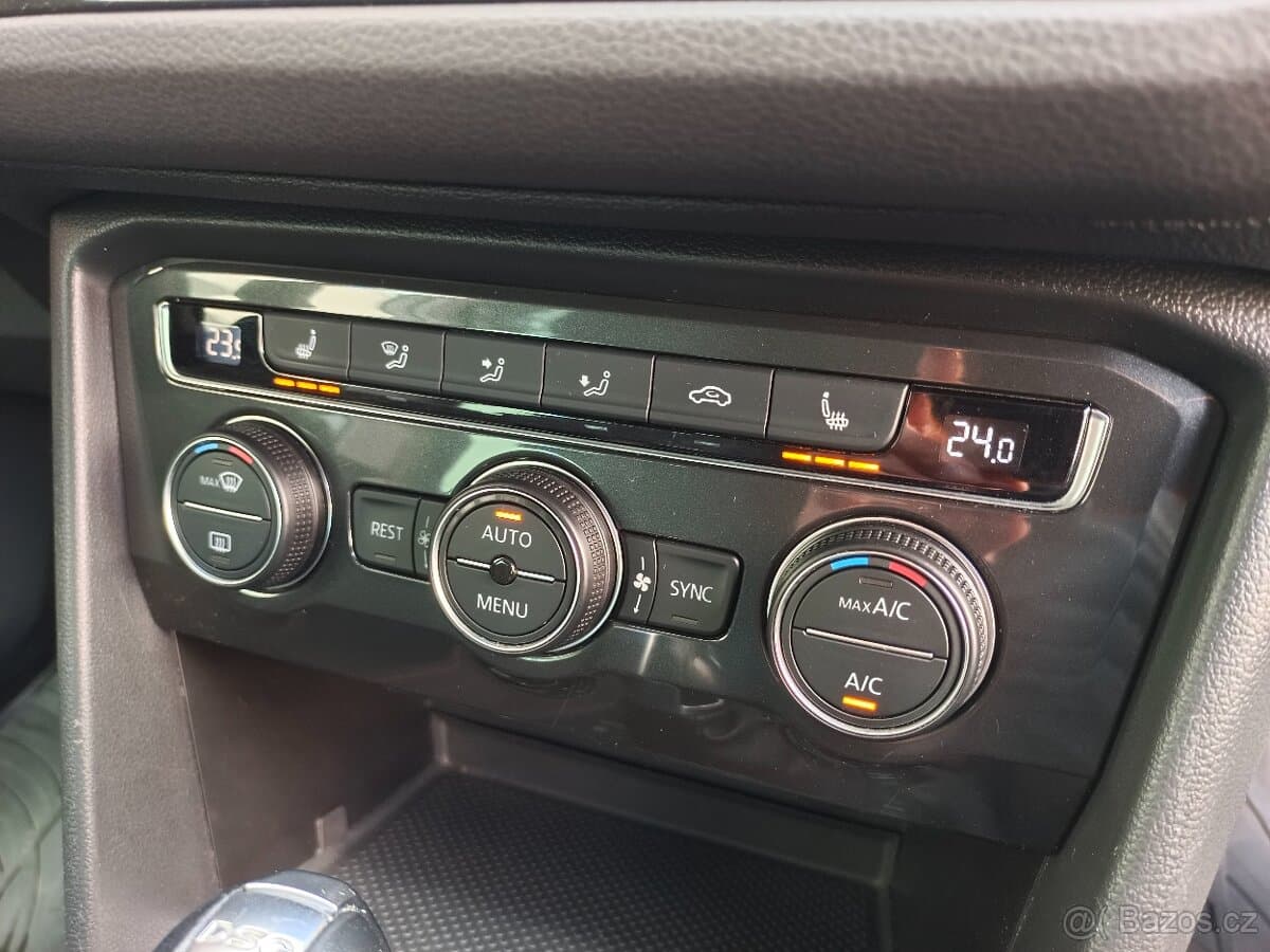2017 Volkswagen TIGUAN - 14