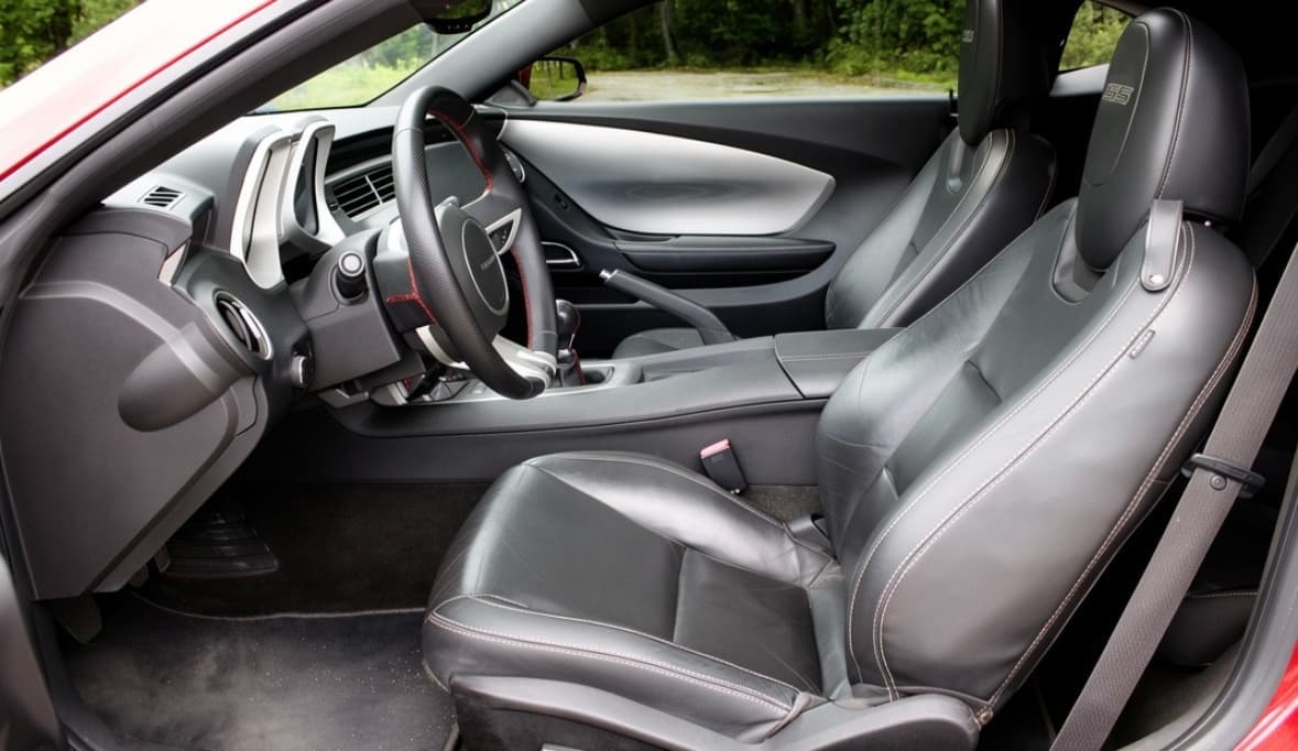 2010 Chevrolet CAMARO - 14