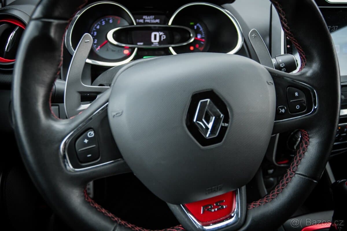 2014 Renault CLIO - 14