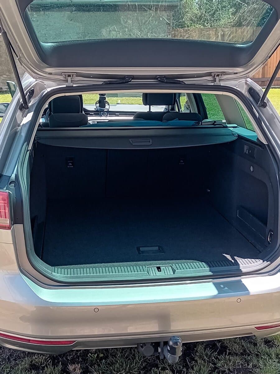 2015 Volkswagen PASSAT - 14