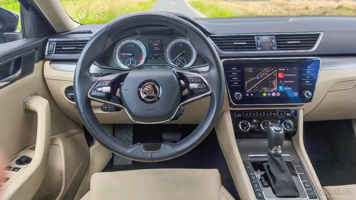 2021 Škoda SUPERB - 14
