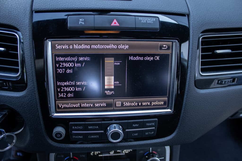 2013 Volkswagen TOUAREG - 14