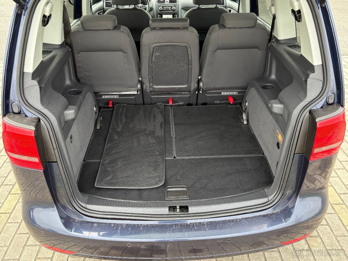 2010 Volkswagen TOURAN - 14