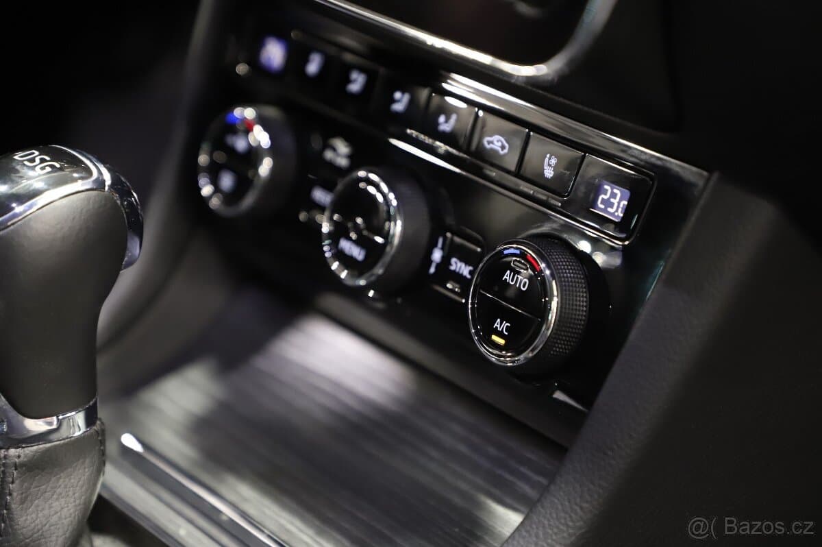 2022 Škoda SUPERB - 14