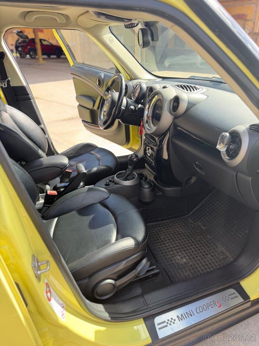 2011 Mini COOPER - 14