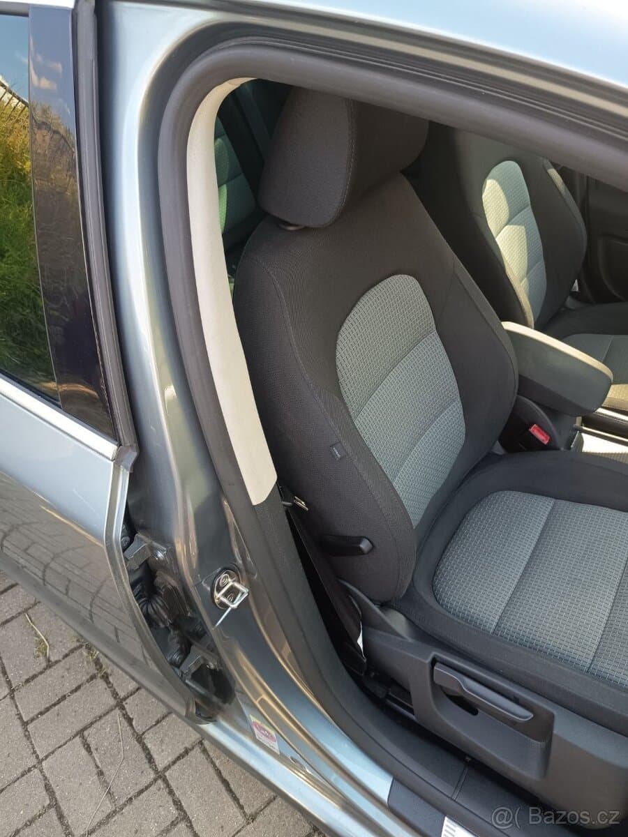 2011 Škoda SUPERB - 14