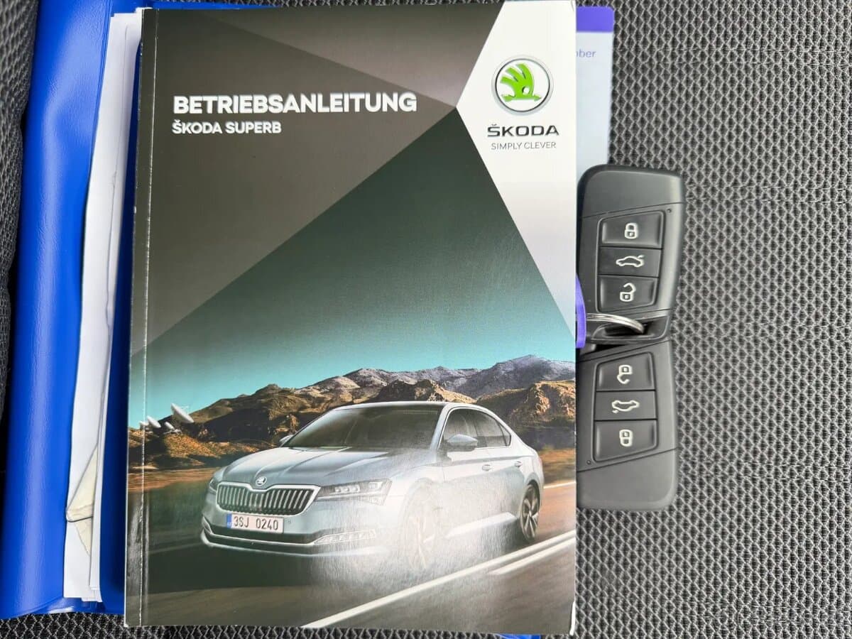2020 Škoda SUPERB - 14