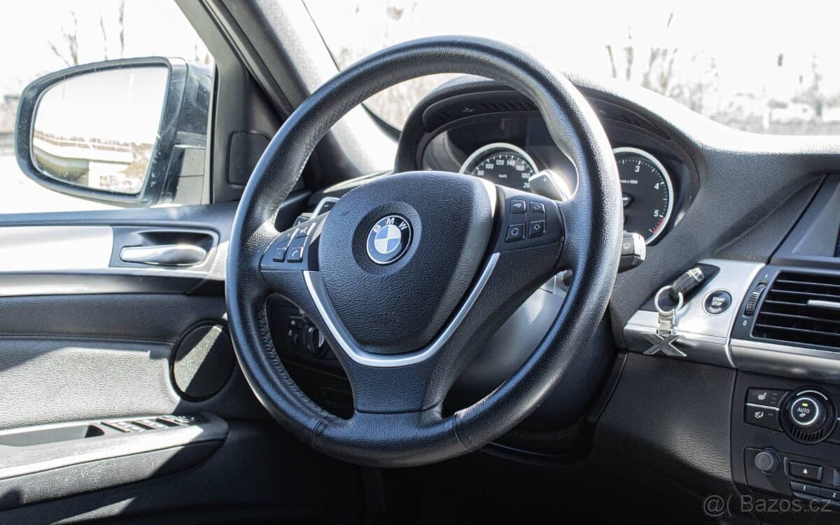 2014 BMW X6 - 14