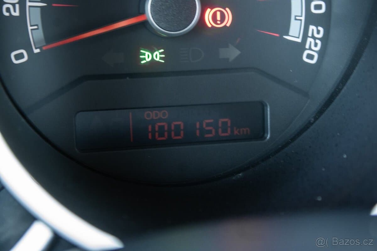 2015 Kia VENGA - 14