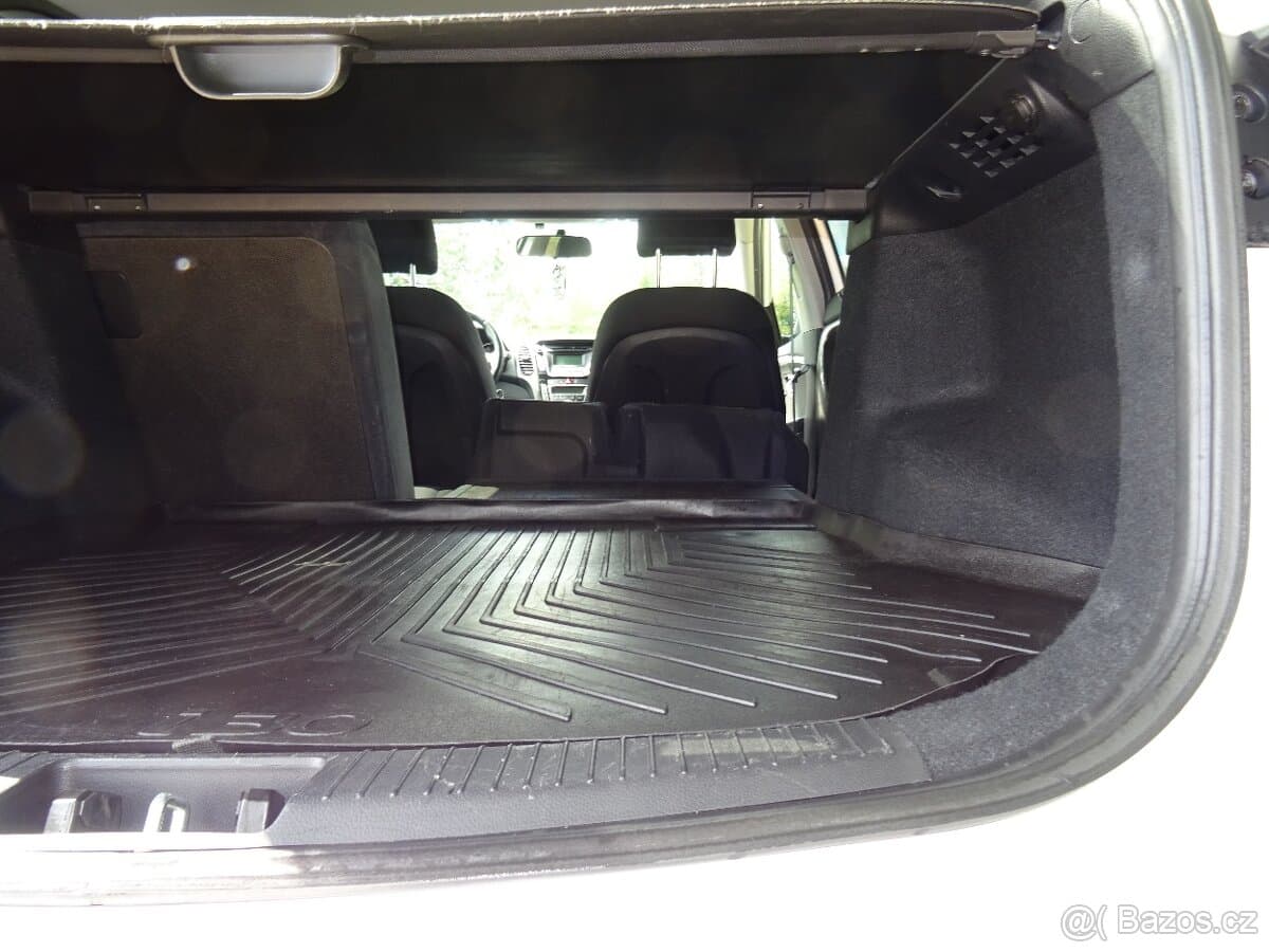 2013 Hyundai i30 - 14