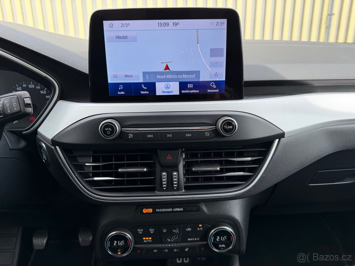 2021 Ford FOCUS - 14
