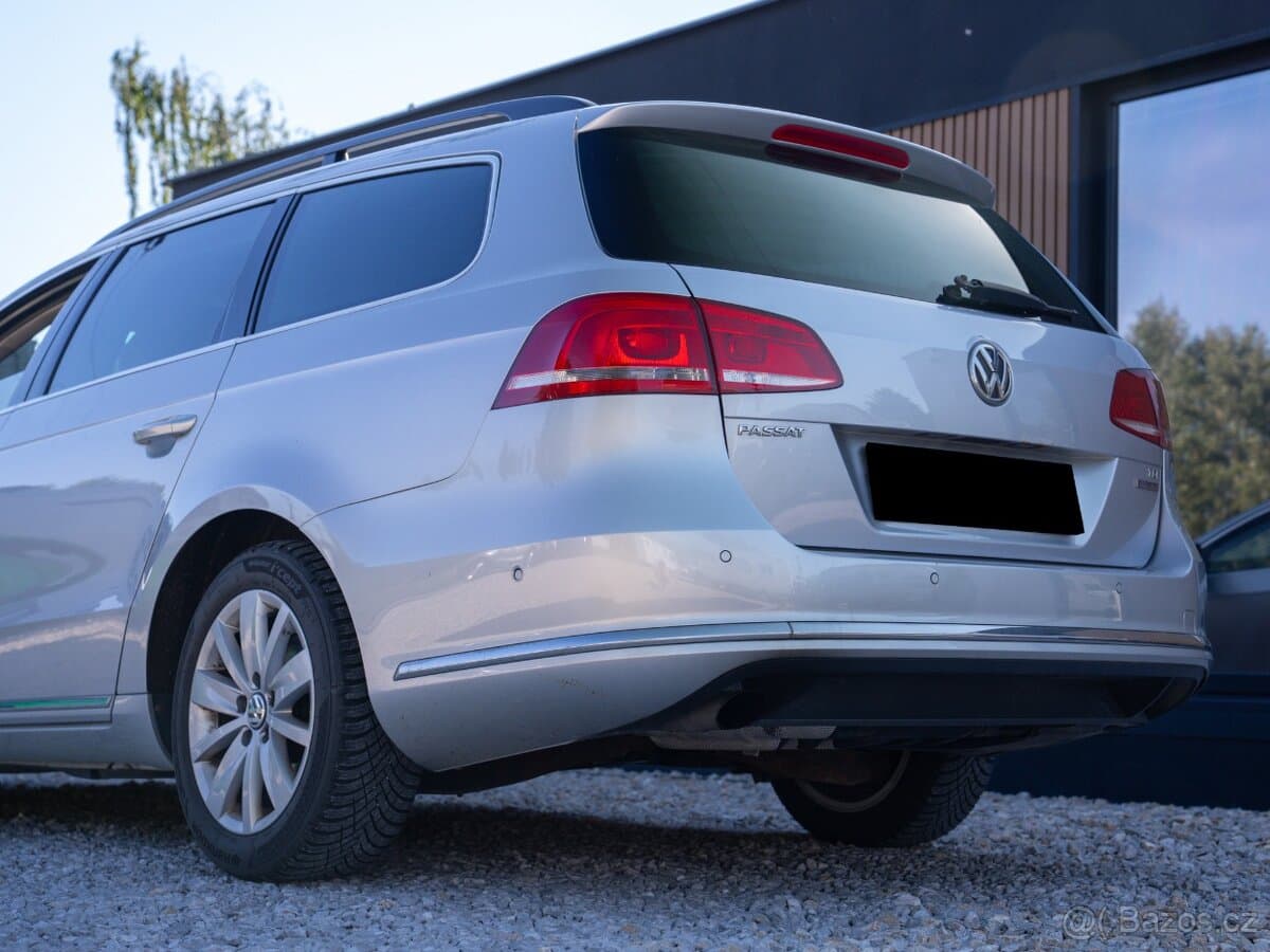 2012 Volkswagen PASSAT - 14