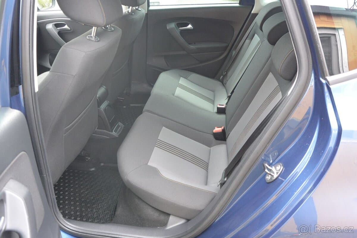2017 Volkswagen POLO - 14