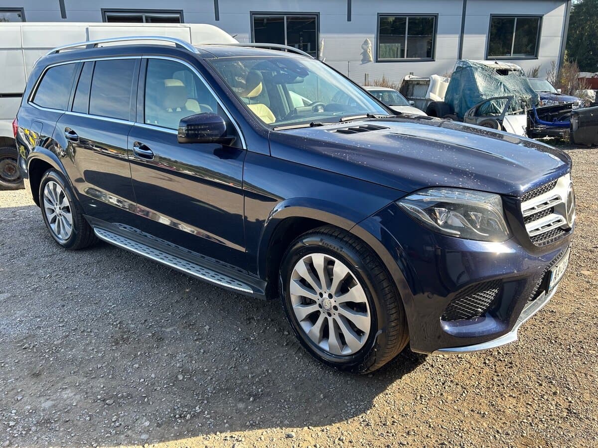 2017 Mercedes-Benz GLS - 14