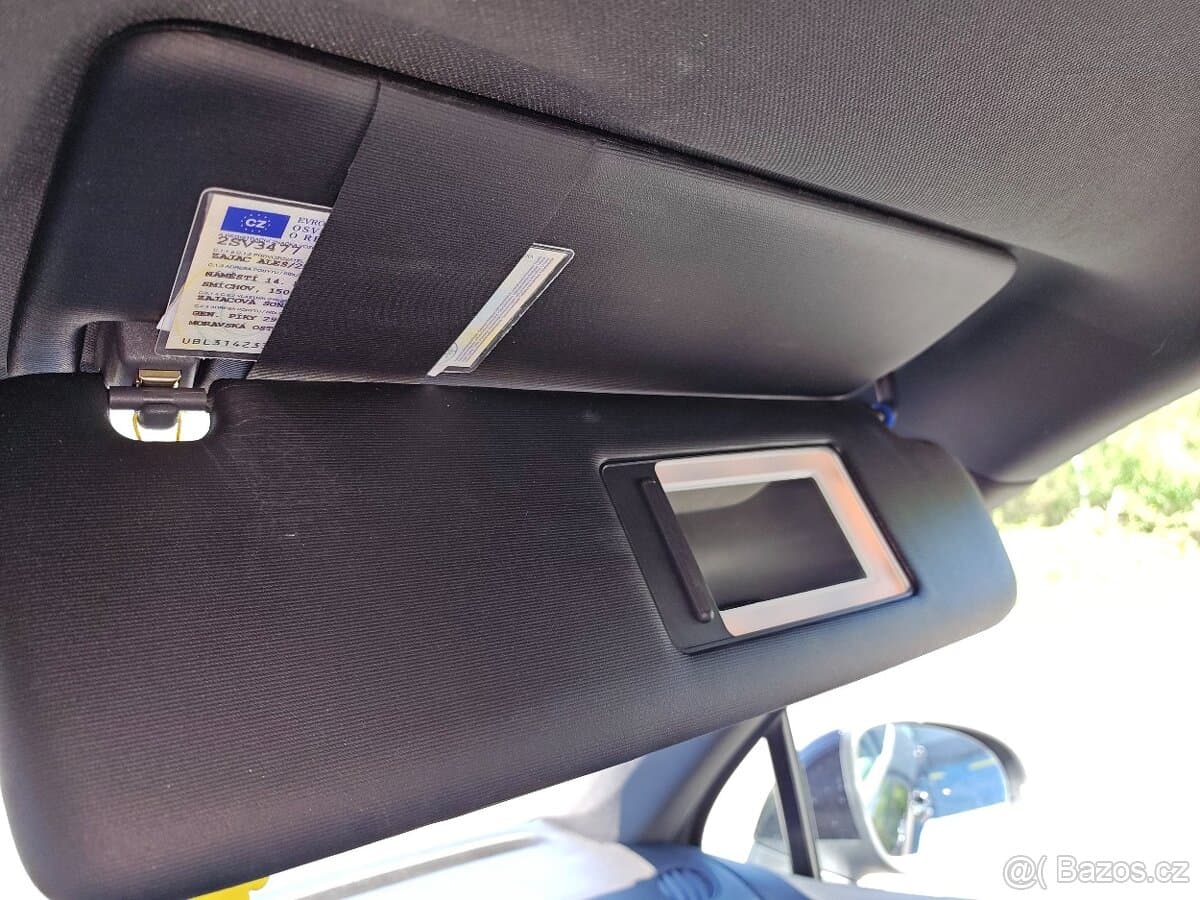 2010 Volkswagen TOUAREG - 14