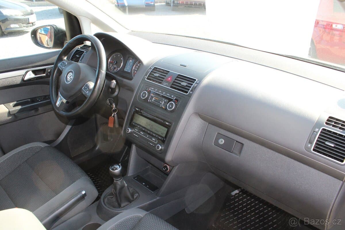 2011 Volkswagen TOURAN - 14