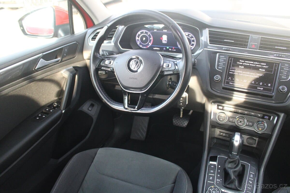 2016 Volkswagen TIGUAN - 14