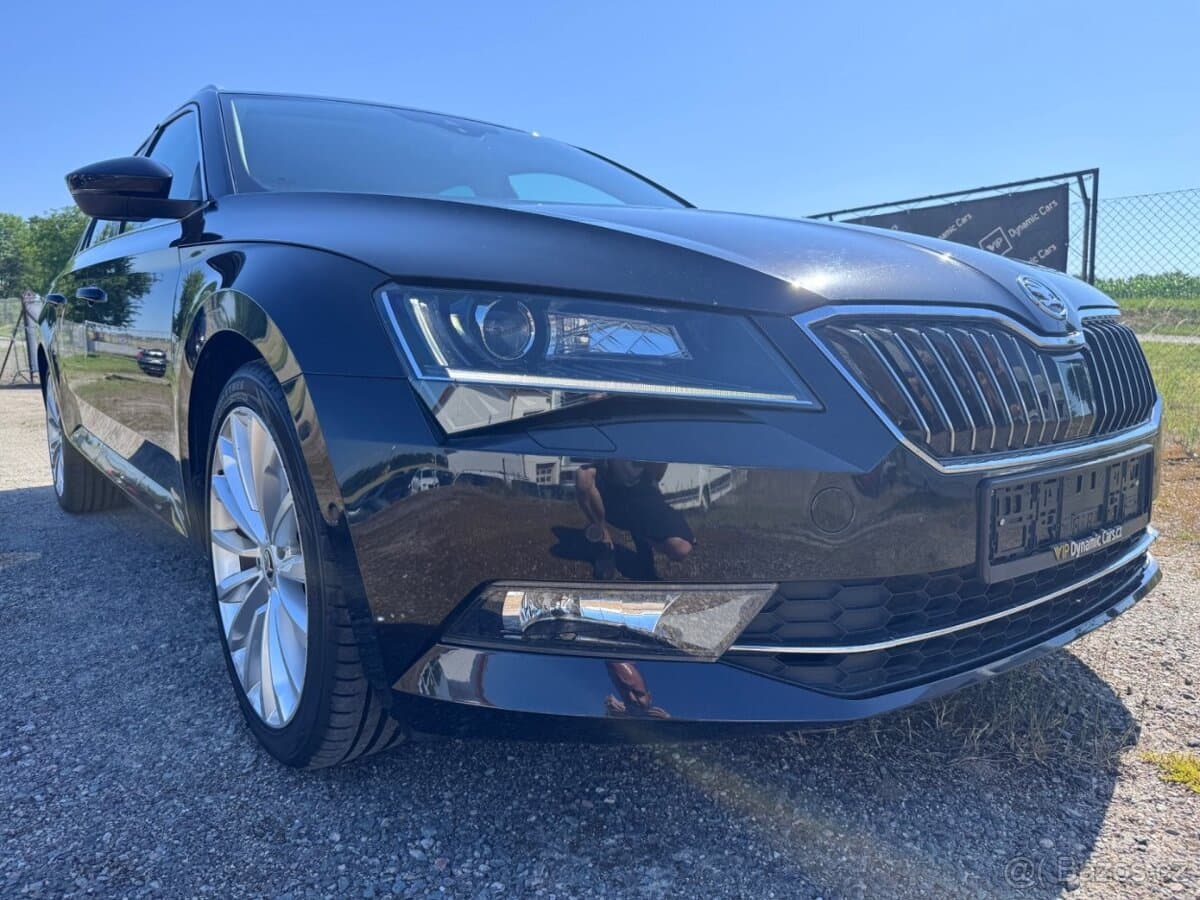 2015 Škoda SUPERB - 14