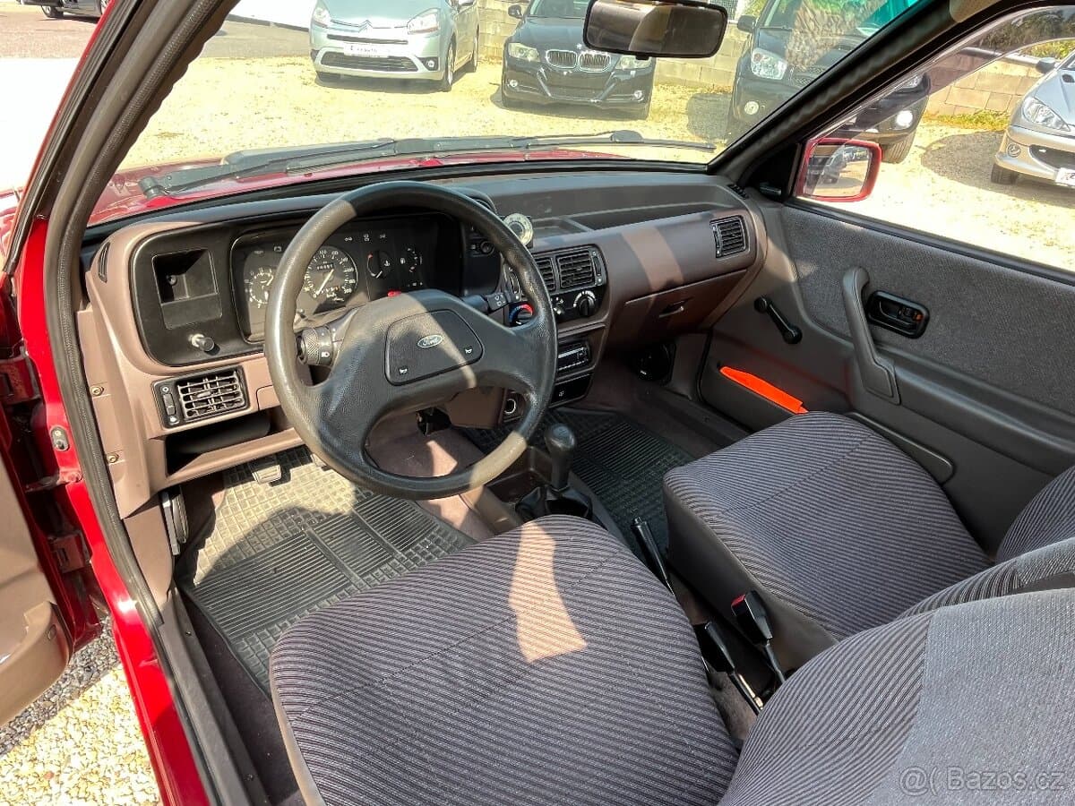 1986 Ford ESCORT - 14