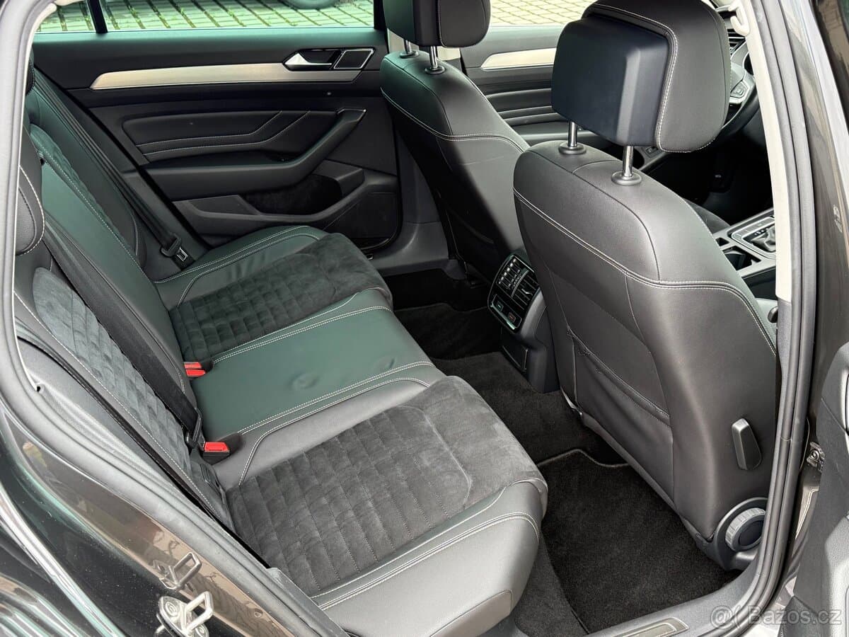2021 Volkswagen PASSAT - 14