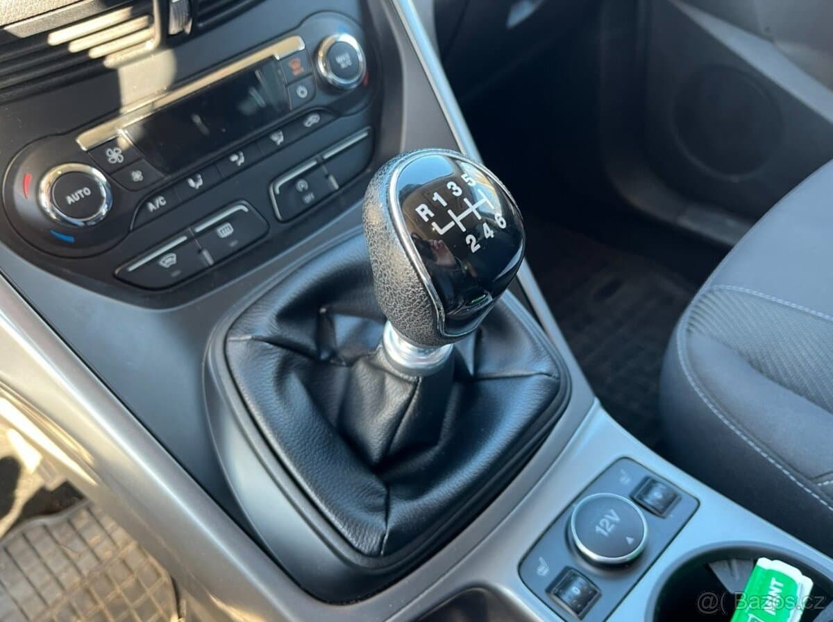 2013 Ford KUGA - 14