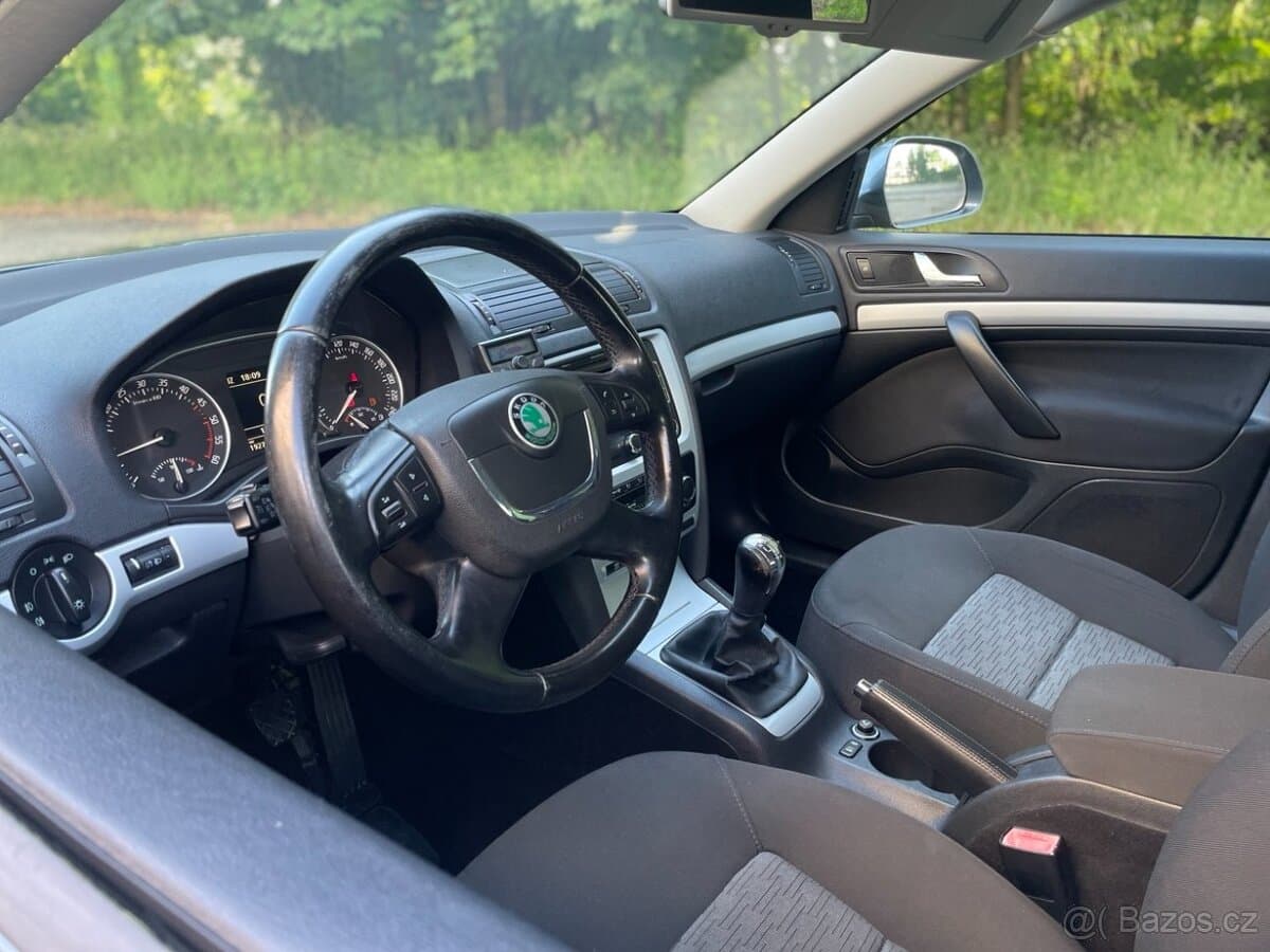 2010 Škoda OCTAVIA - 14