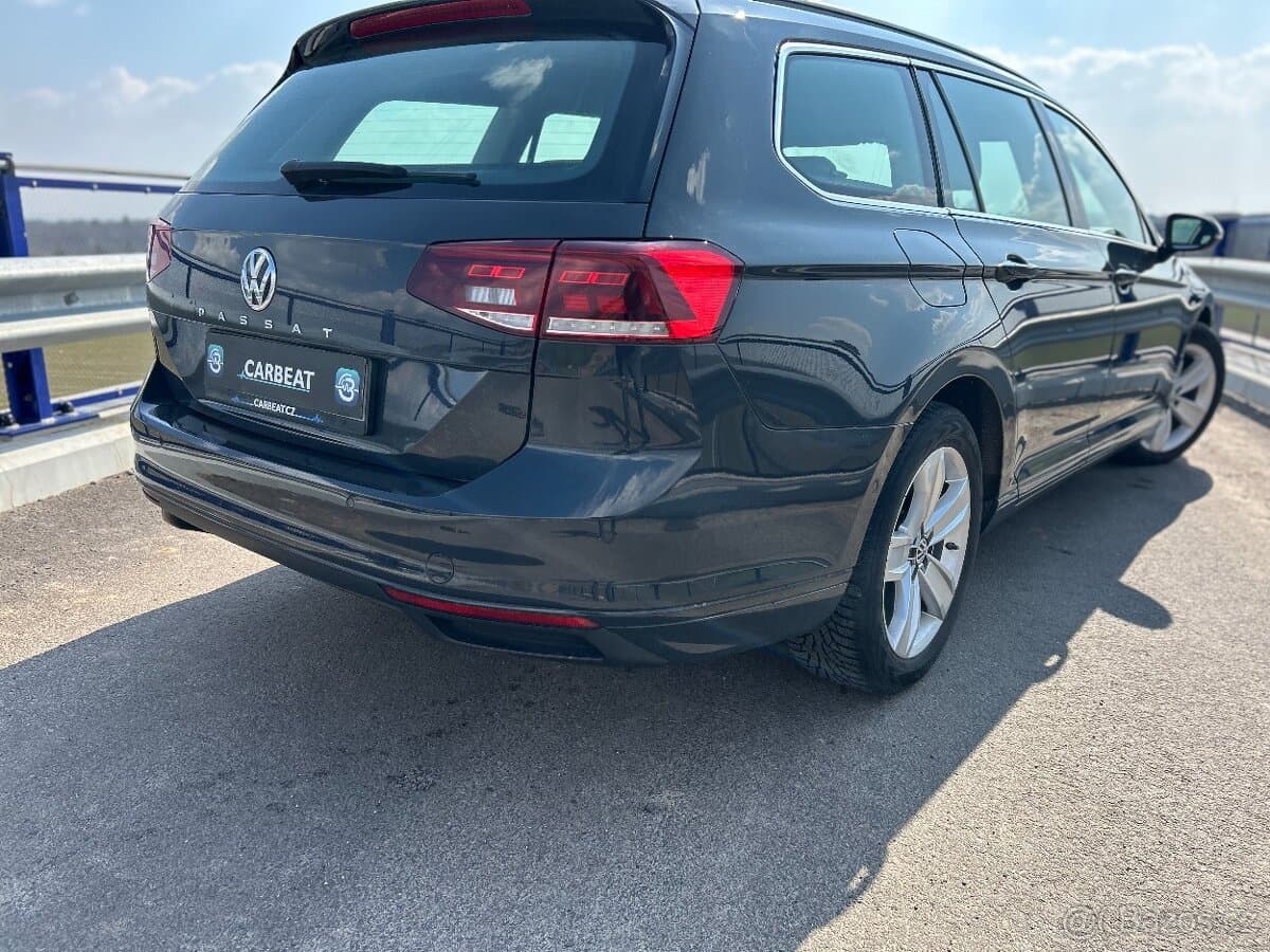 2019 Volkswagen PASSAT - 14