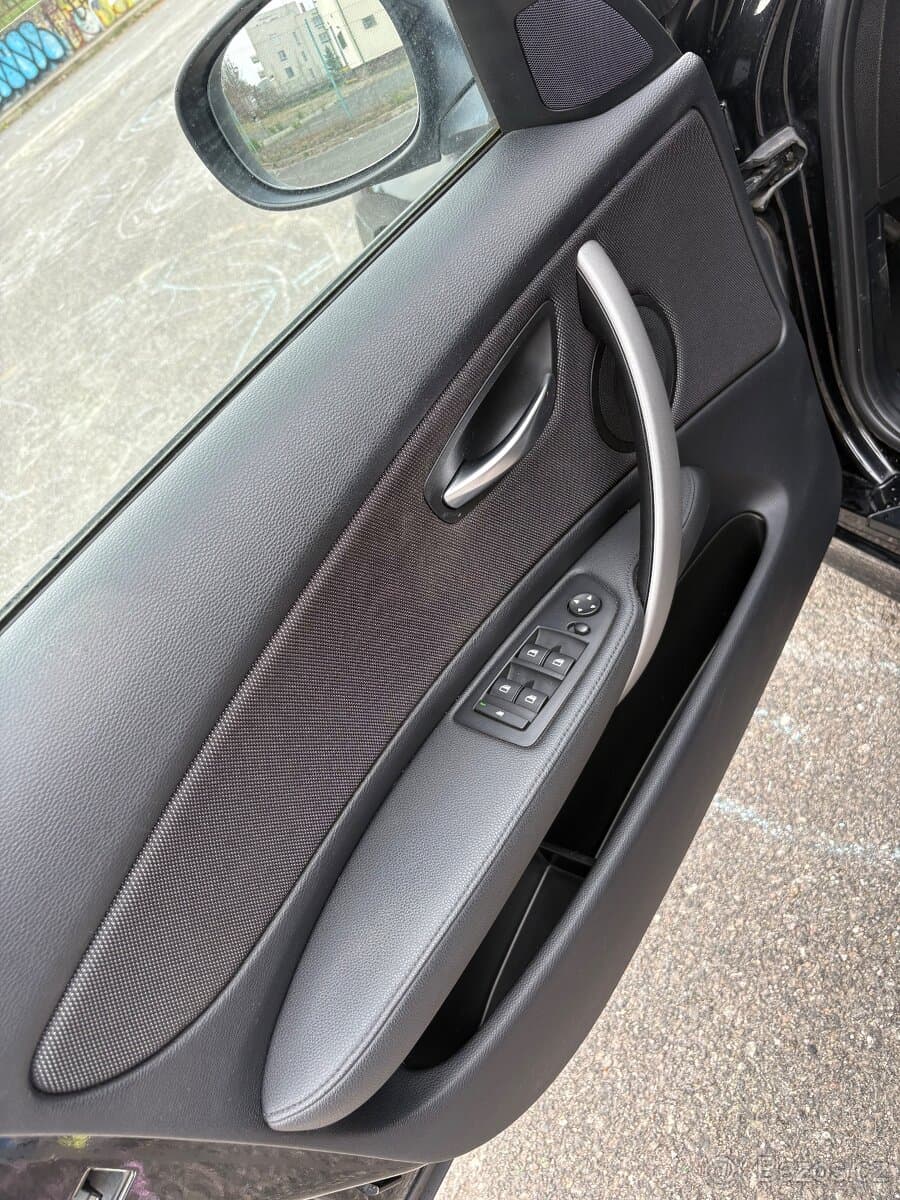 2011 BMW 1-SERIES - 14