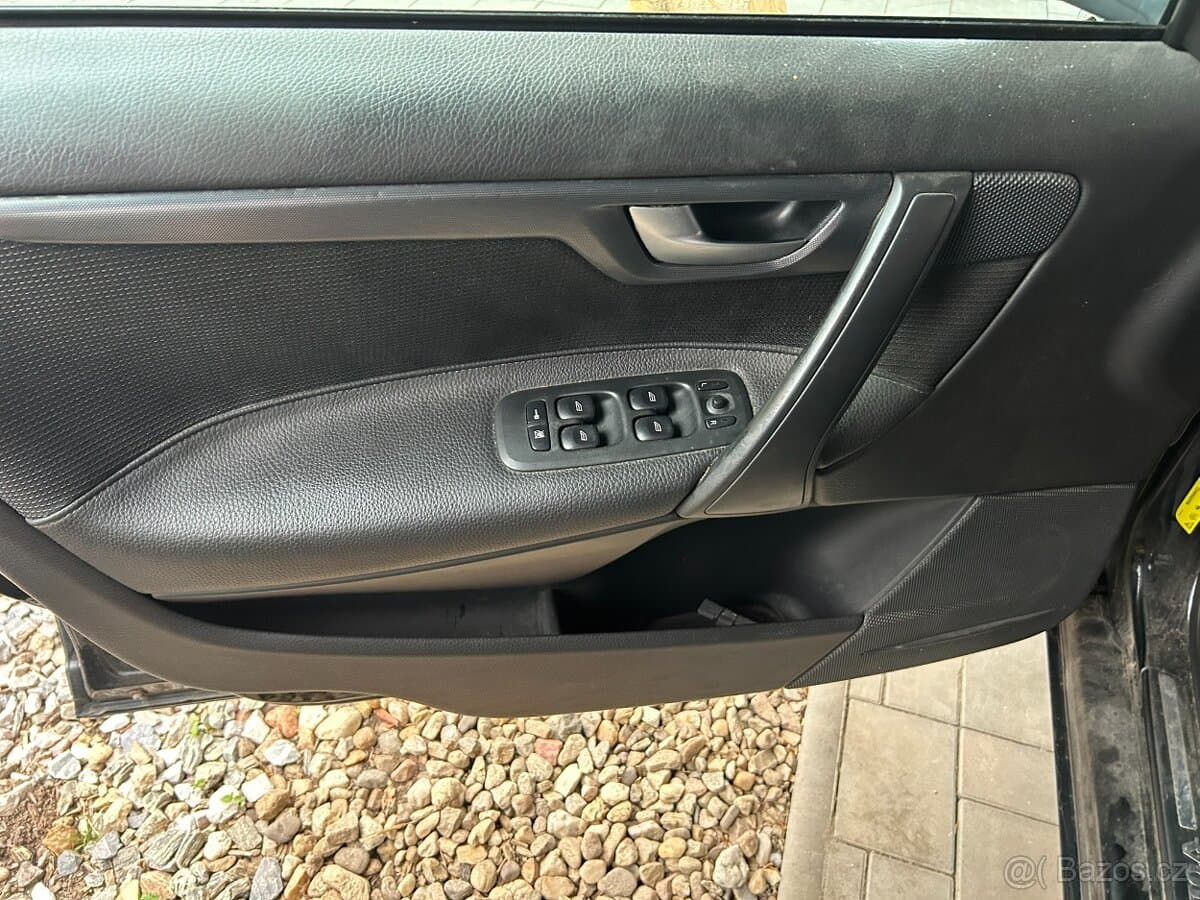 2007 Volvo V70 - 14