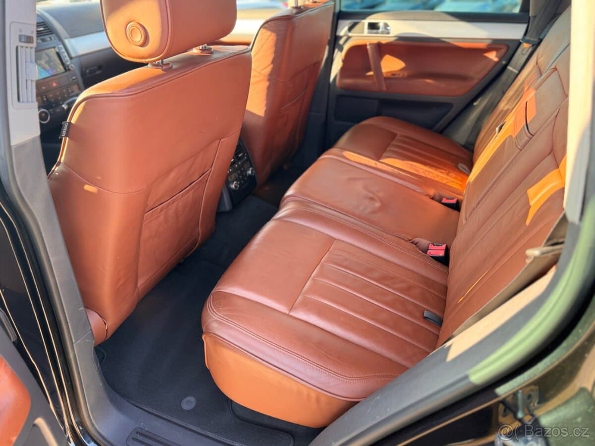 2007 Volkswagen TOUAREG - 14