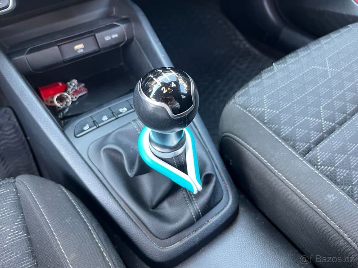 2021 Kia RIO - 14