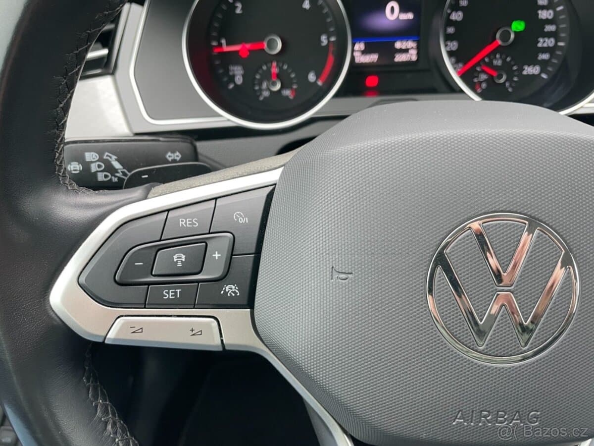 2021 Volkswagen PASSAT - 14