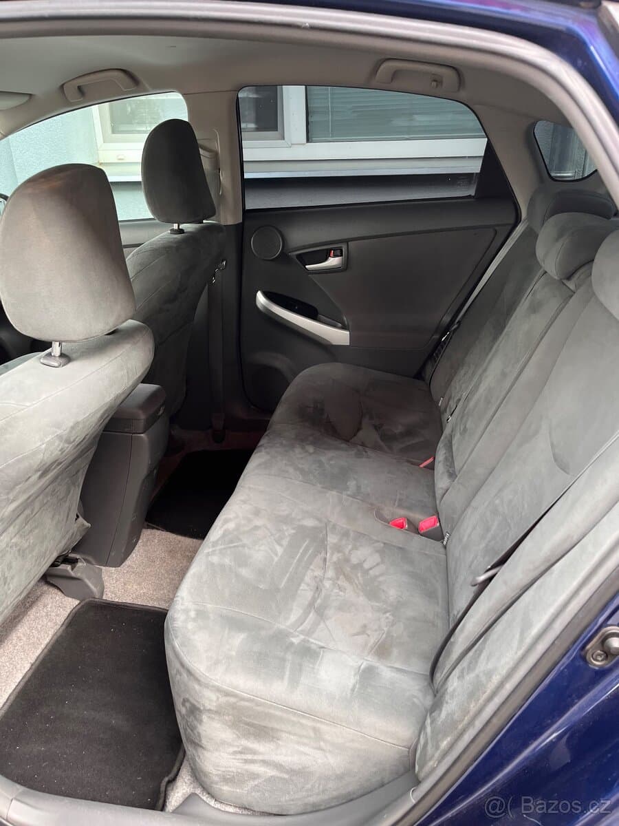 Toyota PRIUS - 14