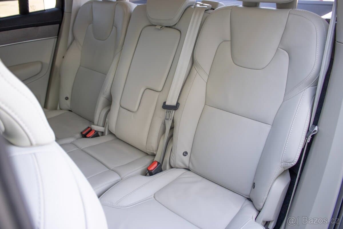 2025 Volvo XC90 - 14