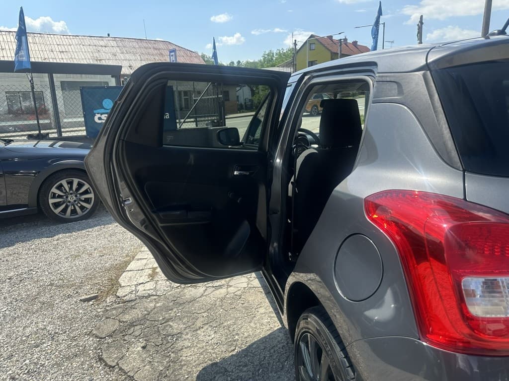 2018 Suzuki SWIFT - 14