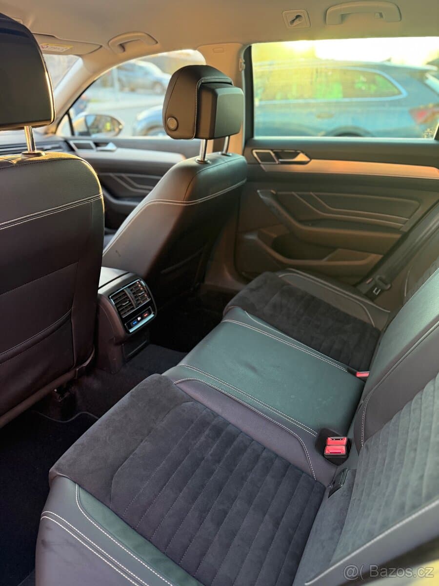 2020 Volkswagen PASSAT - 14