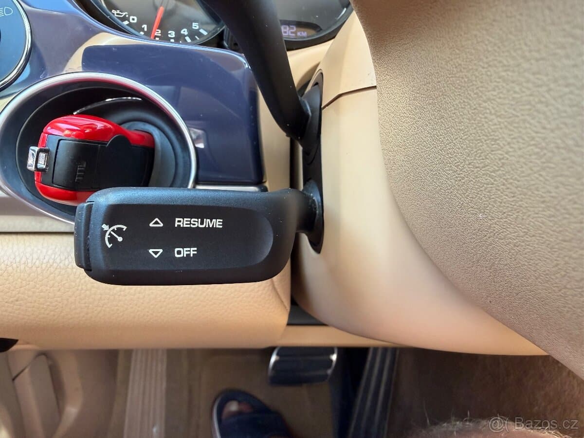 2011 Porsche PANAMERA - 14
