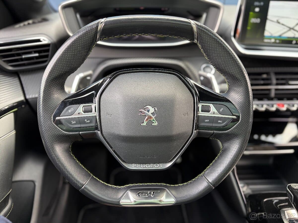 2021 Peugeot 208 - 14