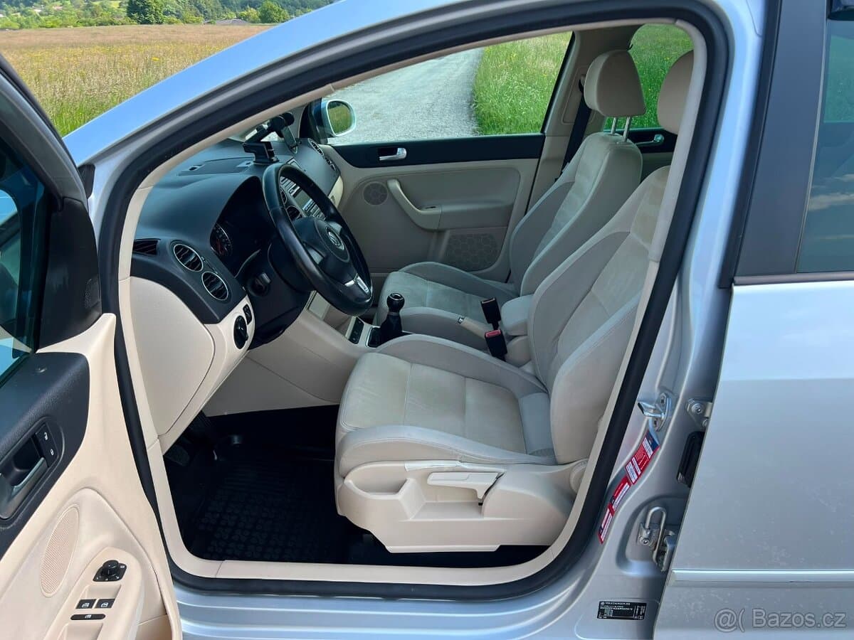 2009 Volkswagen GOLF - 14