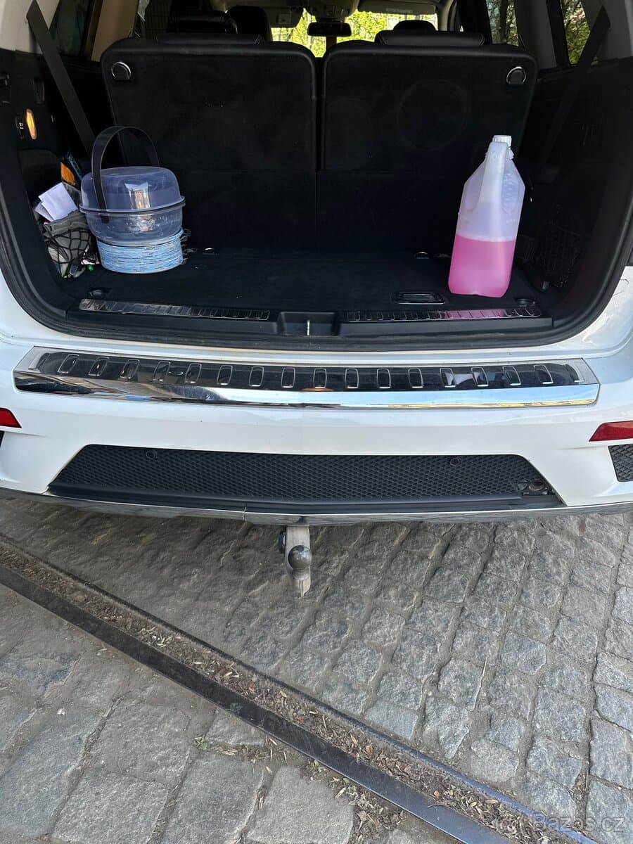 2015 Mercedes-Benz GL - 14