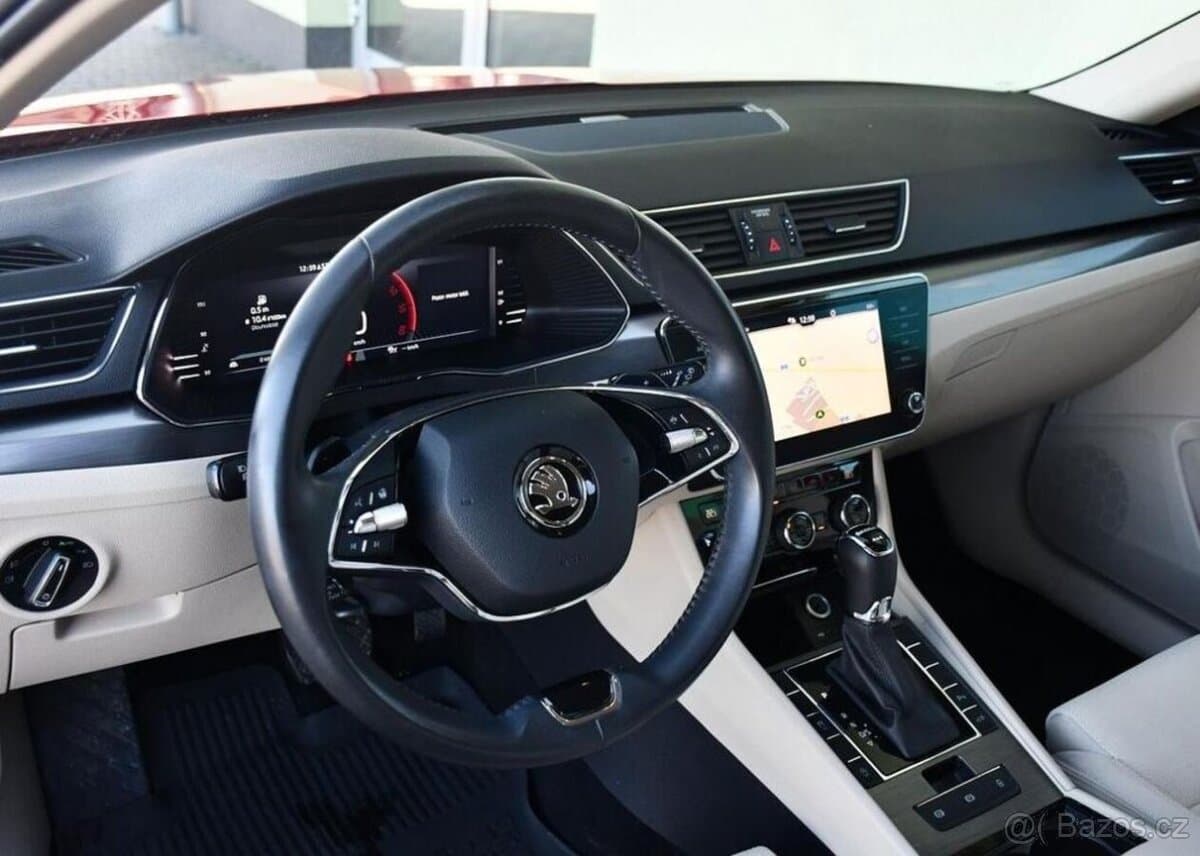 2022 Škoda SUPERB - 14