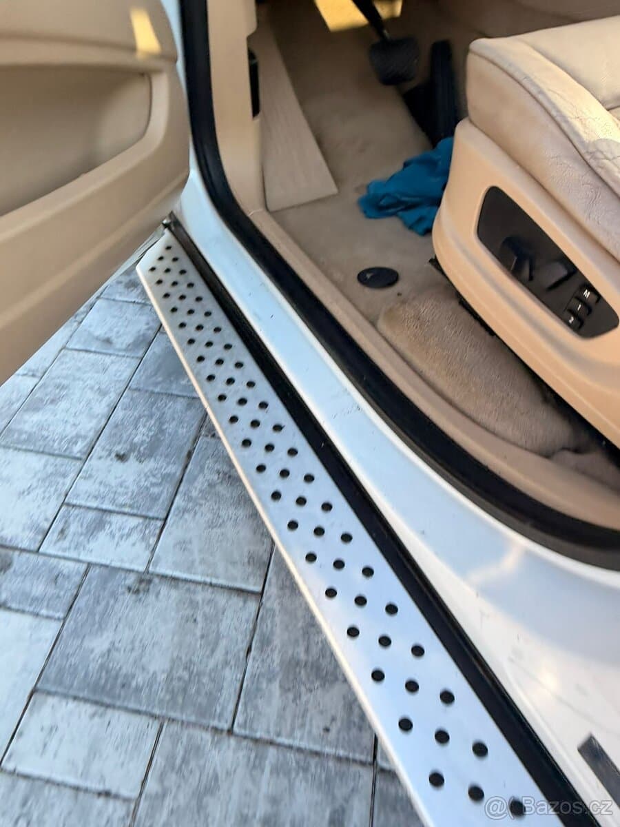 2009 BMW X5 - 14