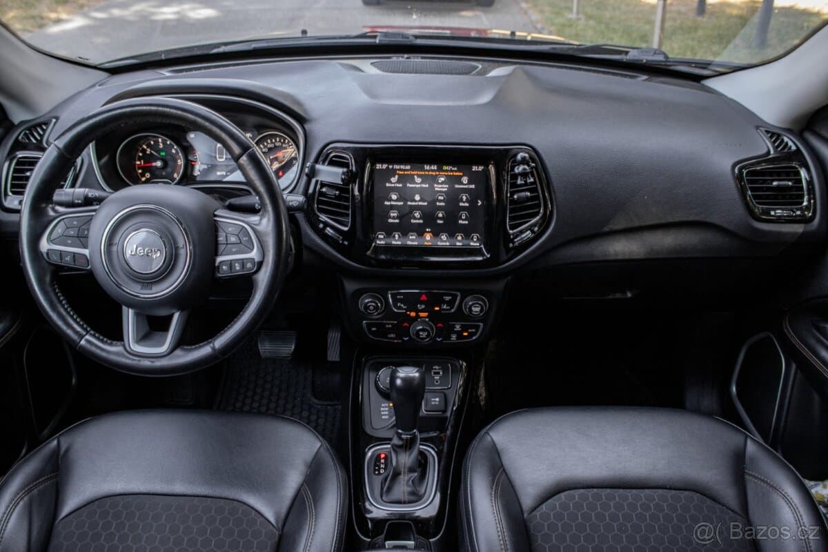 2020 Jeep COMPASS - 14